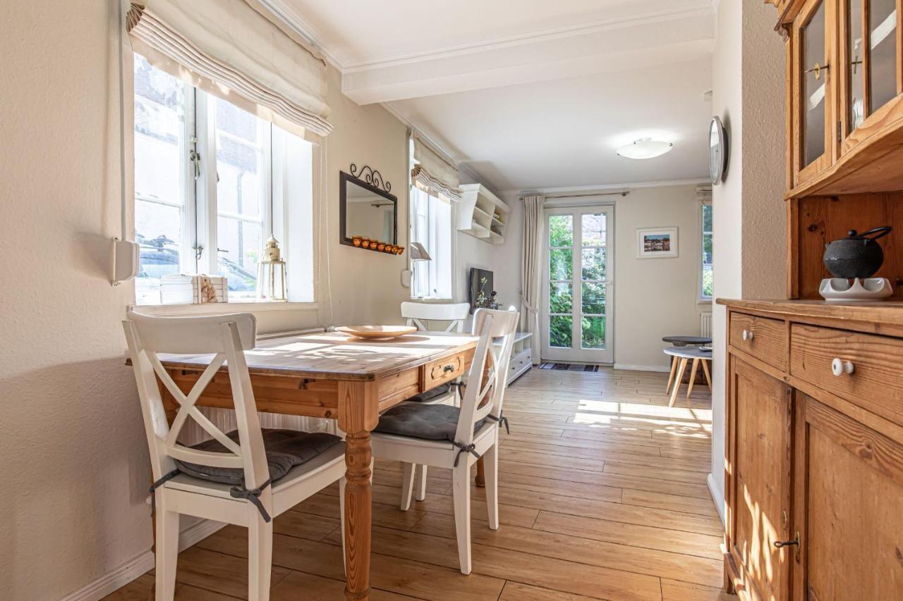 Fewo1846 - Gerty Molzen - Komfortable 2-Zimmer-Wohnung Mit Terrasse Im Stadtzentrum Flensburg Buitenkant foto